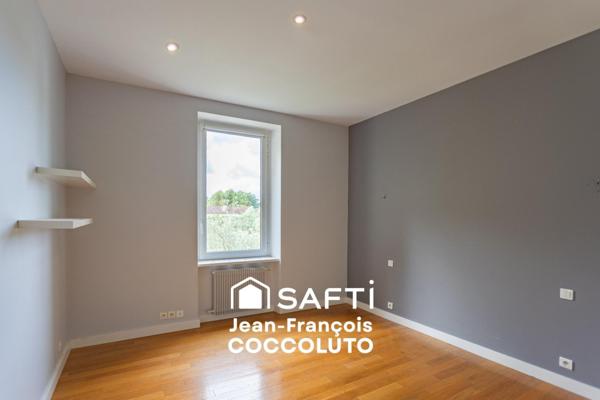 Belle maison de maître dans un quartier central et calme