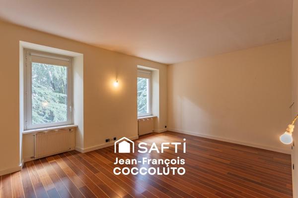 Belle maison de maître dans un quartier central et calme