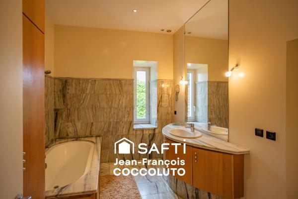 Belle maison de maître dans un quartier central et calme