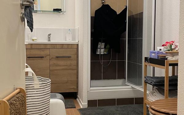 Appartement à vendre    2 pièces •  Médis