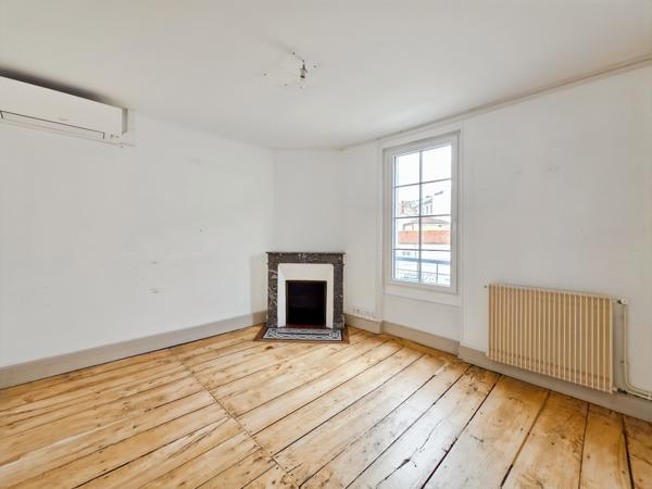 Maison 7 pièces - 140 m²