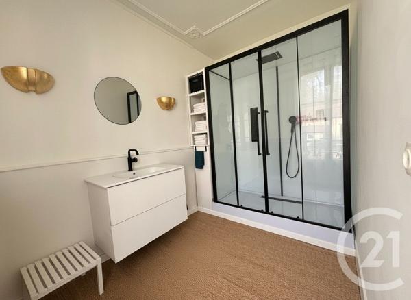 Maison à vendre  11 pièces - 259,70 m2 L ISLE ADAM - 95