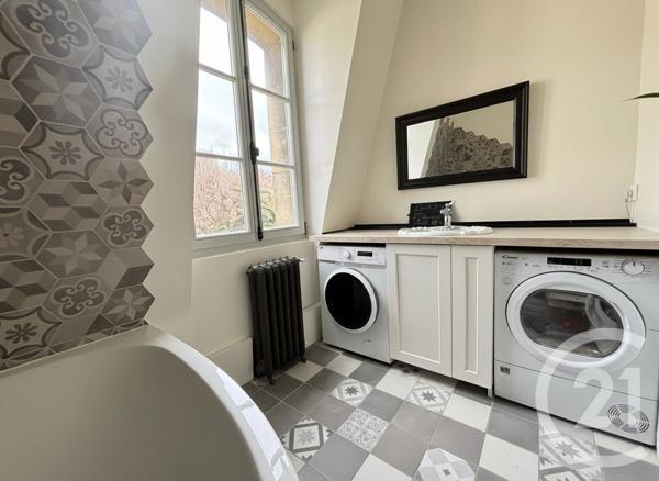 Maison à vendre  11 pièces - 259,70 m2 L ISLE ADAM - 95