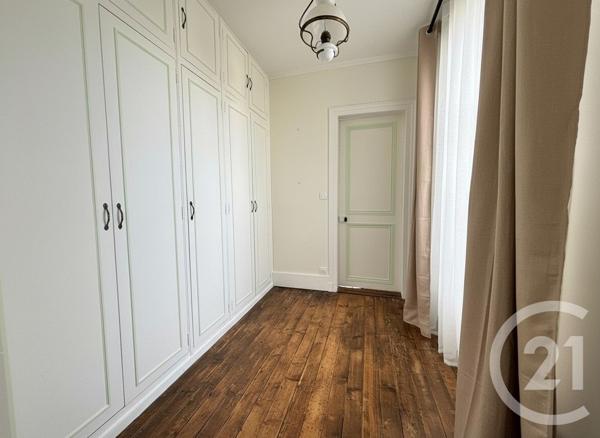 Maison à vendre  11 pièces - 259,70 m2 L ISLE ADAM - 95