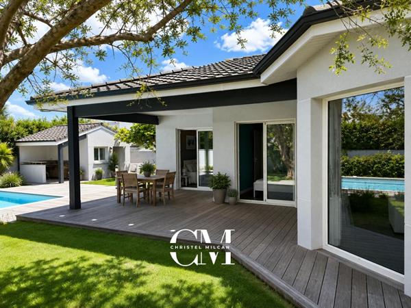 Maison contemporaine de plain-pied avec piscine 210 m2 Bruges Grand Darnal