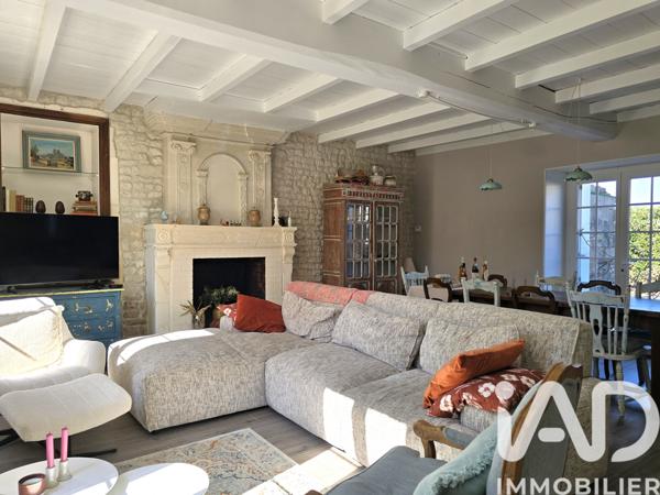 Maison à vendre 5 pièces 186 m² Angeac-Champagne