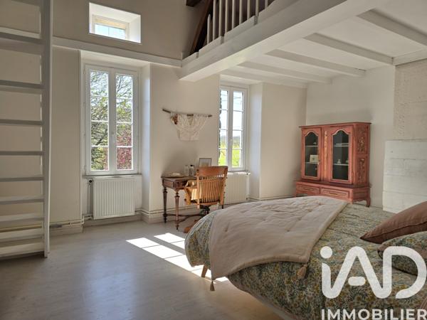 Maison à vendre 5 pièces 186 m² Angeac-Champagne