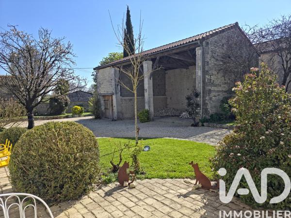 Maison à vendre 5 pièces 186 m² Angeac-Champagne