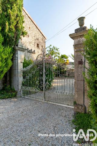 Maison à vendre 5 pièces 186 m² Angeac-Champagne