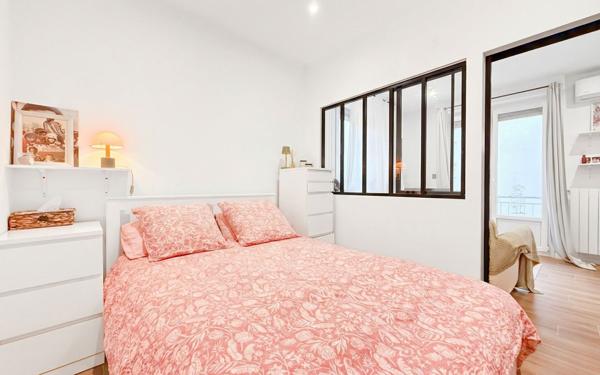 Appartement à vendre    2 pièces • 30 m2 Nice