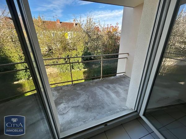 Appartement à louer 3 pièces 63.63m² Châlons-en-Champagne (51000)