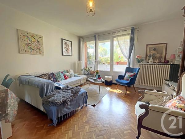 Appartement T4 à vendre  4 pièces - 101,70 m 2   CUGNAUX  - 31