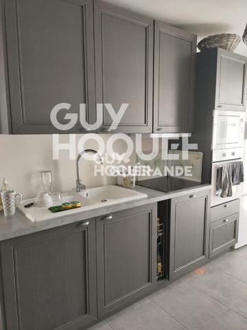 Local Commercial avec appartement à l'étage