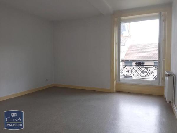 Appartement à louer 3 pièces 78.76m²