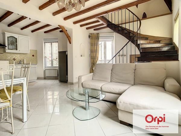 Appartement à louer    2 pièces • 50,47 m2 Montluçon