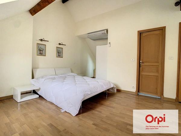 Appartement à louer    2 pièces • 50,47 m2 Montluçon