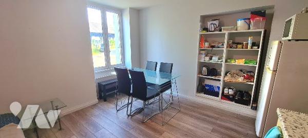 Appartement à  vendre Sablé-sur-Sarthe dans la Sarthe (72), Proche Gare.
