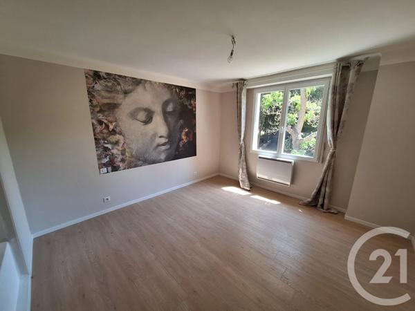 Maison à vendre  7 pièces - 215 m 2   MIREPOIX  - 09