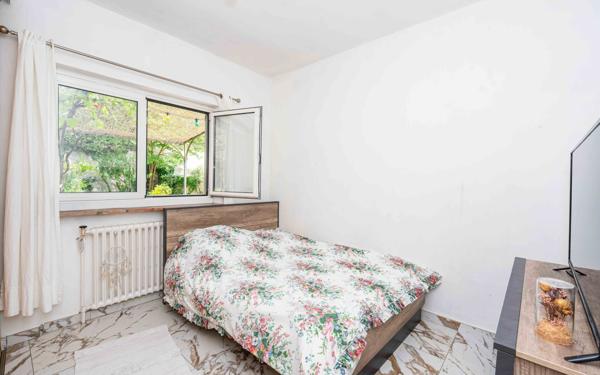 Maison à vendre    6 pièces •  Grasse