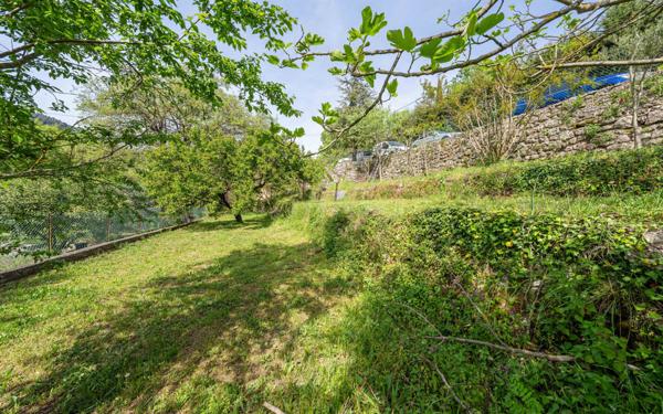 Maison à vendre    6 pièces •  Grasse