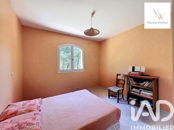 Maison à vendre 11 pièces 257 m² Saint-Mathieu-de-Tréviers