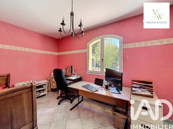 Maison à vendre 11 pièces 257 m² Saint-Mathieu-de-Tréviers