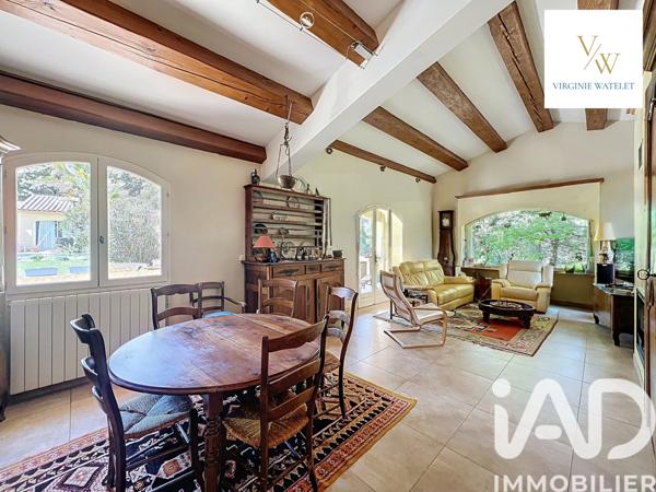 Maison à vendre 11 pièces 257 m² Saint-Mathieu-de-Tréviers
