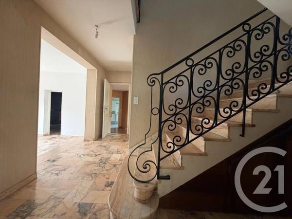 Maison à vendre  7 pièces - 199,52 m 2   LUNEL  - 34