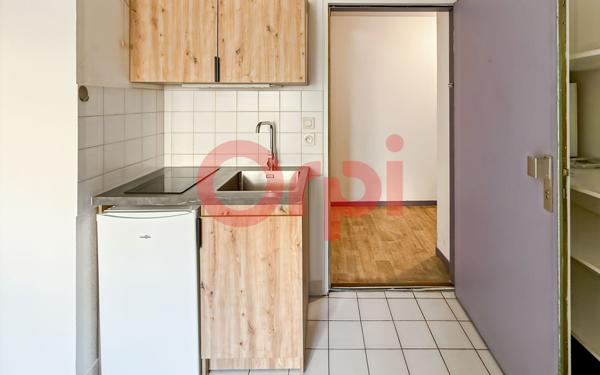 Appartement à vendre    1 pièce • 20 m2 Lyon 7