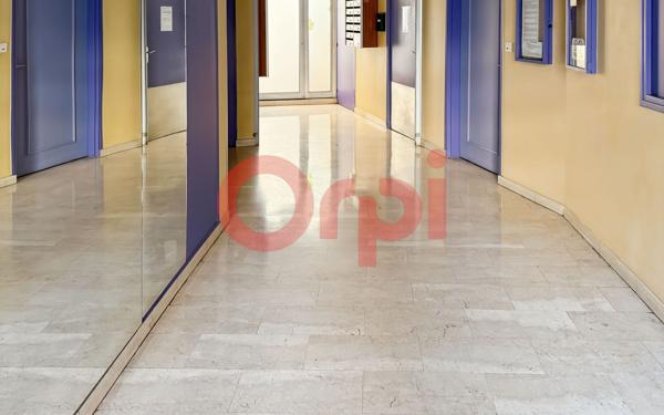 Appartement à vendre    1 pièce • 20 m2 Lyon 7