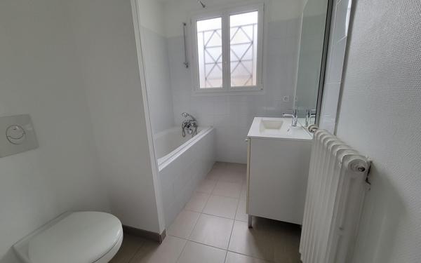 Appartement à louer    4 pièces •  Sully-sur-Loire