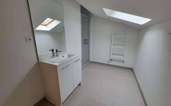 Appartement à louer    4 pièces •  Sully-sur-Loire