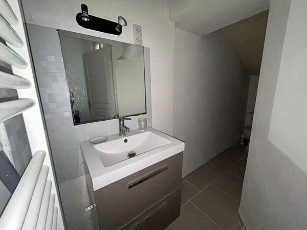 Appartement Nimes 2 pièce(s) 25 m2