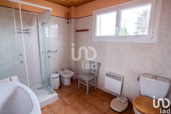 Maison 7 pièces de 145 m² à La Grande-Paroisse (77130)