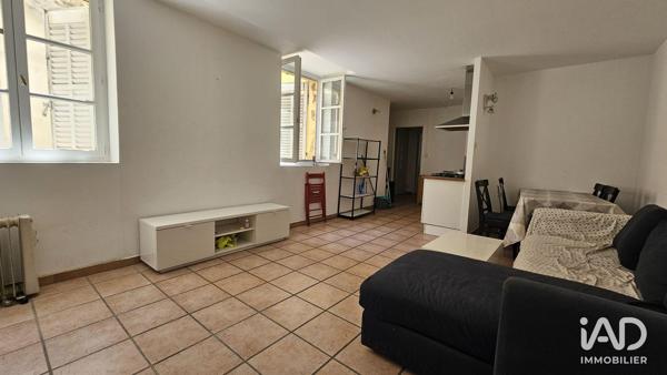 Location appartement 2 pièces 45 m² Marseille 1