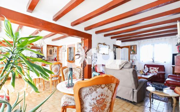 Maison à vendre    5 pièces •  Cappelle-la-Grande