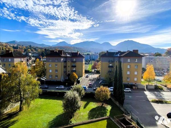 CHAMBERY Proche Centre - T2 avec parking privatif