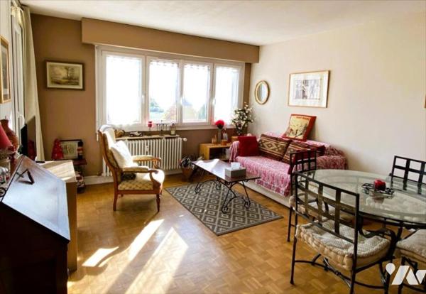 CHAMBERY Proche Centre - T2 avec parking privatif