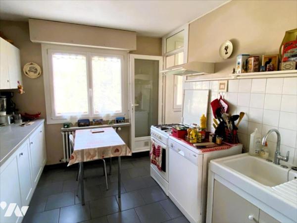 CHAMBERY Proche Centre - T2 avec parking privatif