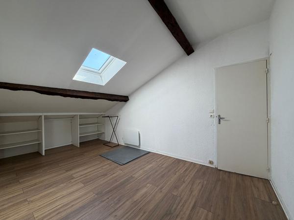 Charmant T2 rénové au coeur de Périgueux. Prêt à vivre !