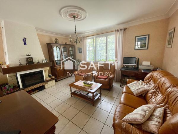 Maison de 145m², 5 pièces sur 1275m² de terrain.