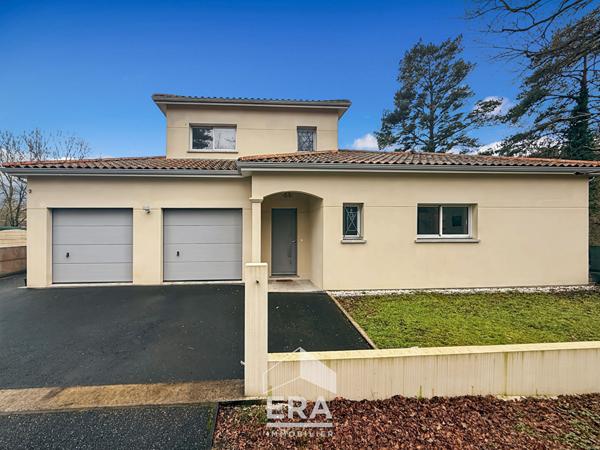 Maison contemporaine de standing ? 174 m² ? 5 chambres ? Piscine ? DPE A