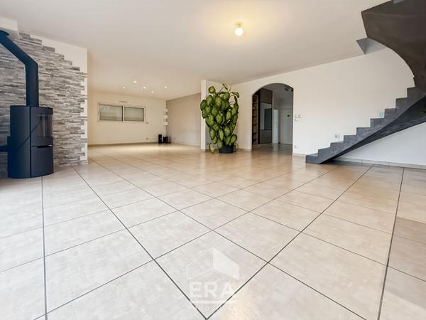 Maison contemporaine de standing ? 174 m² ? 5 chambres ? Piscine ? DPE A