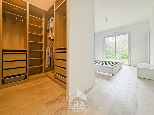 Maison contemporaine de standing ? 174 m² ? 5 chambres ? Piscine ? DPE A