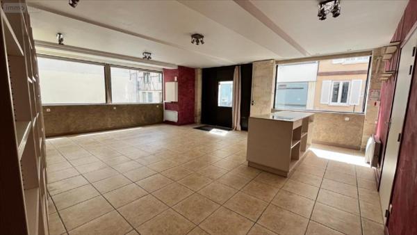 Fonds et/ou murs commerciaux à vendre à Châlons-en-Champagne dans la Marne (51000), ref : 51001-1066043