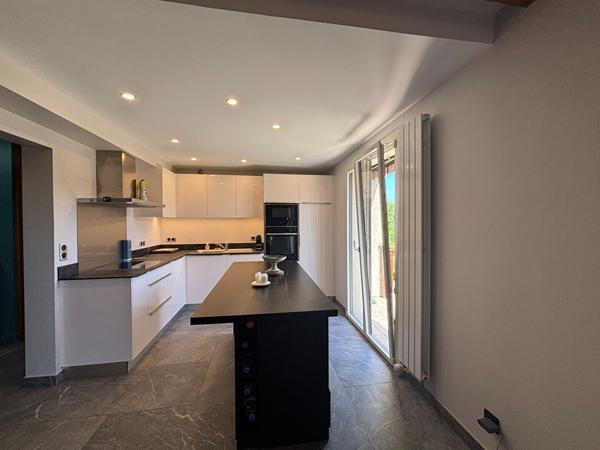 Maison 5 pièces 110.26 m2