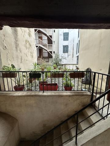 Bayonne Cathédrale appartement T2