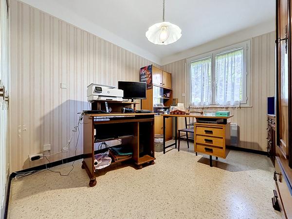 Maison 4 pèces 3 chambres avec garage et jardin