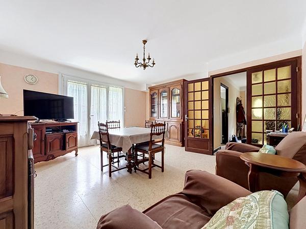 Maison 4 pèces 3 chambres avec garage et jardin