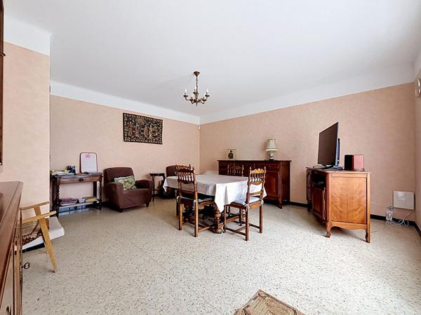 Maison 4 pèces 3 chambres avec garage et jardin